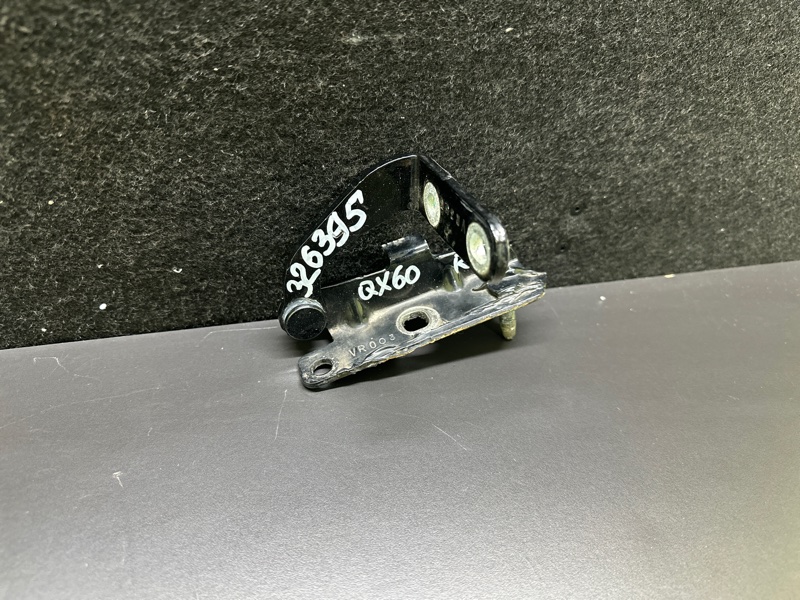 Петля крышки багажника правая INFINITI QX60/JX35 12-20 2019 3.5 VQ35DD 90400-3JA0B Б/У