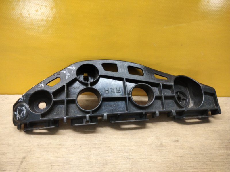Кронштейн переднего бампера правый LEXUS RX350/450 15-22 5253548030 Б/У