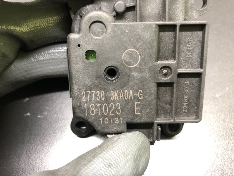 Моторчик заслонки печки QX60/JX35 12-20 2019 3.5 VQ35DD Моторчик заслонки печки QX60/JX35 12-20 2019 3.5 VQ35DD