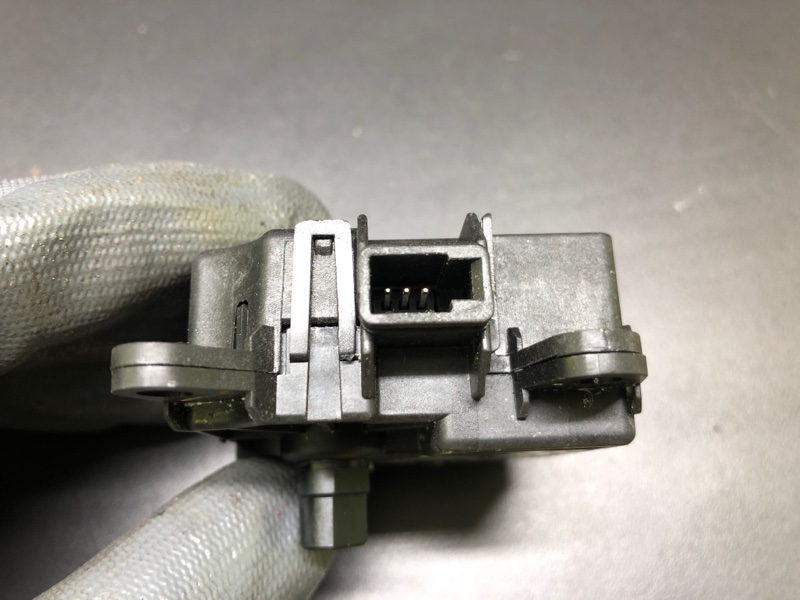 Моторчик заслонки печки QX60/JX35 12-20 2019 3.5 VQ35DD