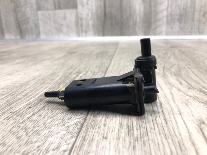 Замок лючка бензобака FORTE BD 18-21 2019 2.0