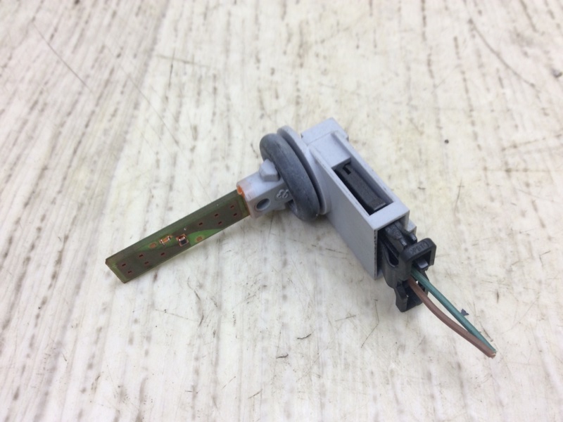 Датчик температуры воздуха в салоне CAYENNE 10-18 2011 4.8L