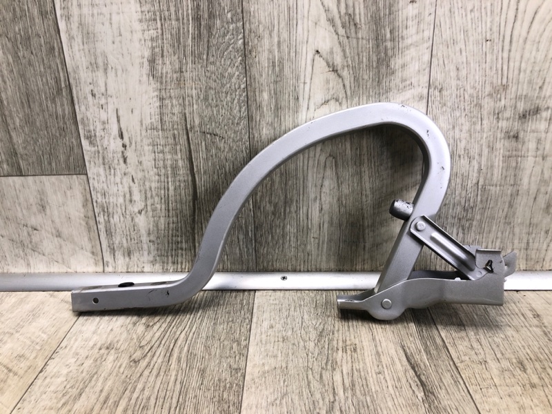 Петля крышки багажника правая FORTE BD 18-21 2019 2.0