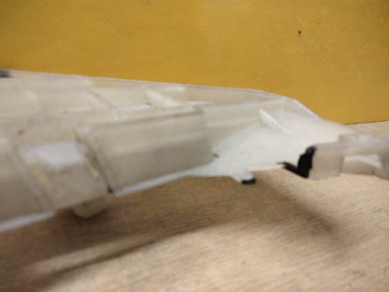 Кронштейн переднего бампера левый CRV 02-06