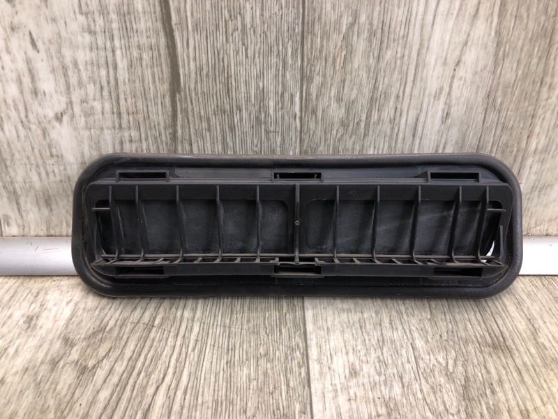 Клапан вентиляции салона задний левый FORTE BD 18-21 2019 2.0