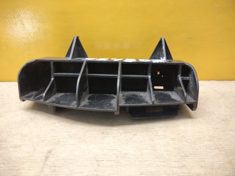 Кронштейн заднего бампера левый TOYOTA AVENSIS 08-18 5256305030 Б/У