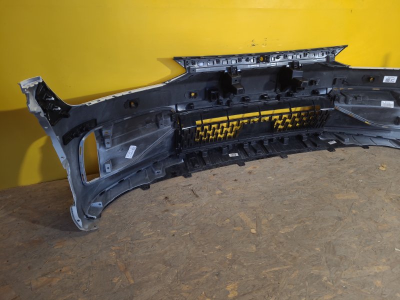 Бампер передний EV6 21-