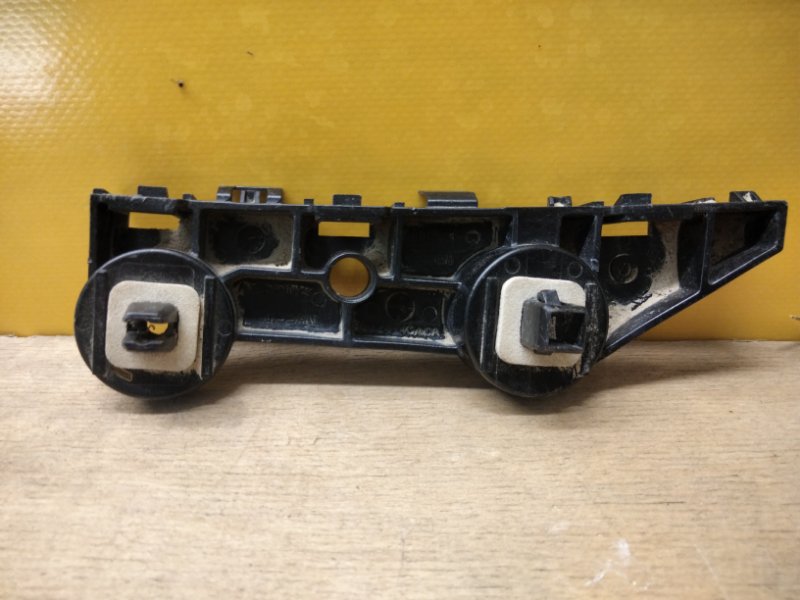 Кронштейн заднего бампера правый Q50 15-20