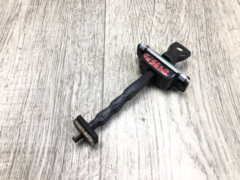 Ограничитель двери передний левый ELANTRA AD 16- 2018 2.0 G4NH