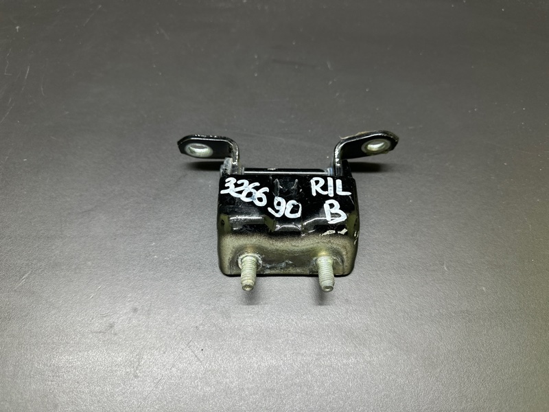 Петля двери верхняя задняя левая INFINITI QX60/JX35 12-20 2019 3.5 VQ35DD 82401-9AM0A Б/У