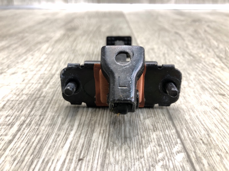 Ограничитель двери задний левый ELANTRA AD 16- 2018 2.0 G4NH