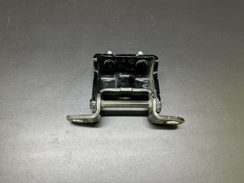 Петля двери верхняя задняя правая QX60/JX35 12-20 2019 3.5 VQ35DD