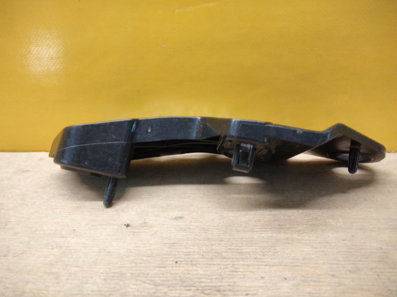 Кронштейн переднего бампера левый CX-5 (KE) 11-17