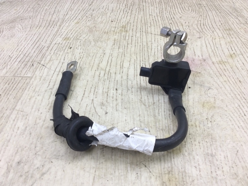 Клемма аккумулятора CAYENNE 10-18 2011 4.8L