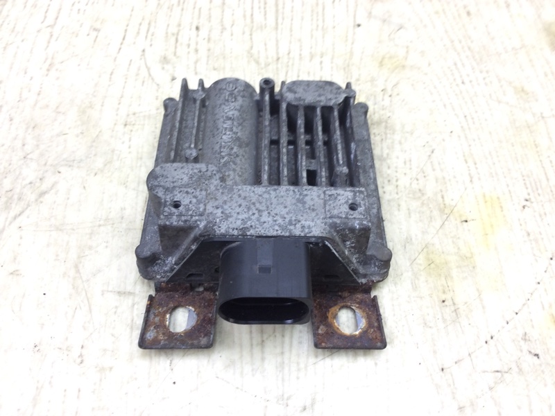 Блок управления топливным насосом PORSCHE CAYENNE 10-18 2011 4.8L 958 618 151 00 Б/У