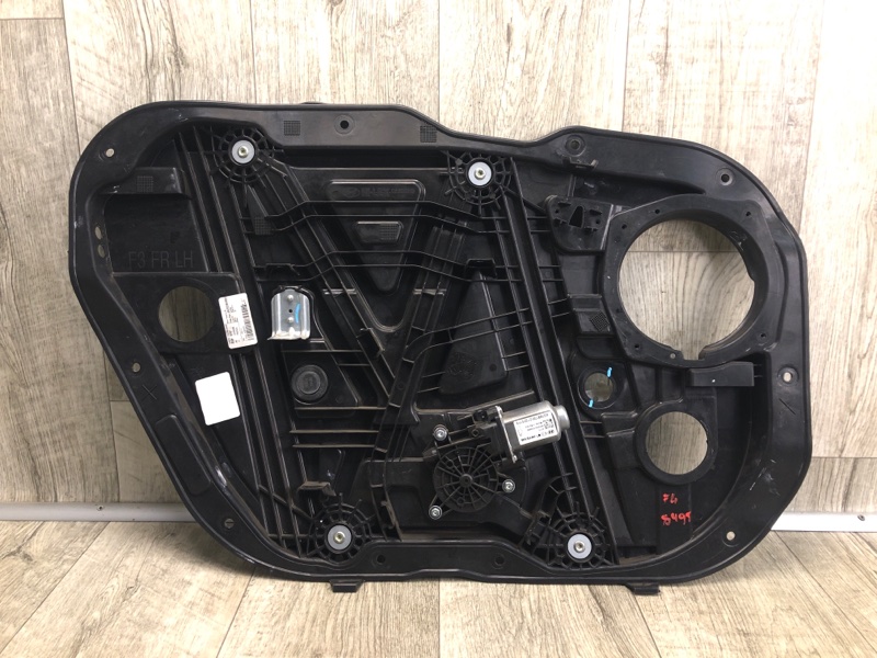 Запчасть стеклоподъемник передний левый HYUNDAI ELANTRA AD 16- 2018 2.0 G4NH 82471-F3030 Б/У Стеклоподъемник передний левый HYUNDAI ELANTRA AD 16- 2018 2.0 G4NH 82471-F3030 Б/У