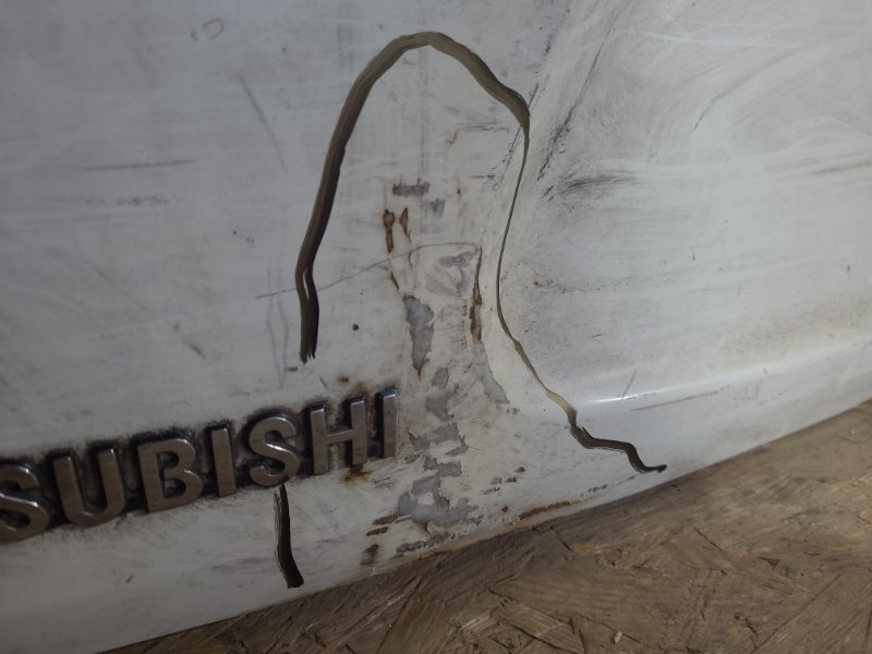 Крышка багажника OUTLANDER XL 05-13