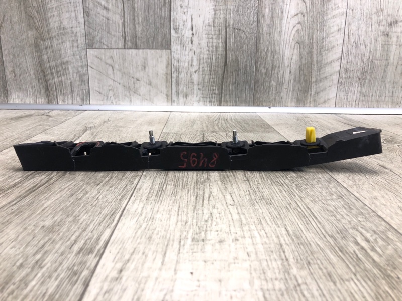 Кронштейн заднего бампера левый HYUNDAI ELANTRA AD 16- 2.0 G4NH