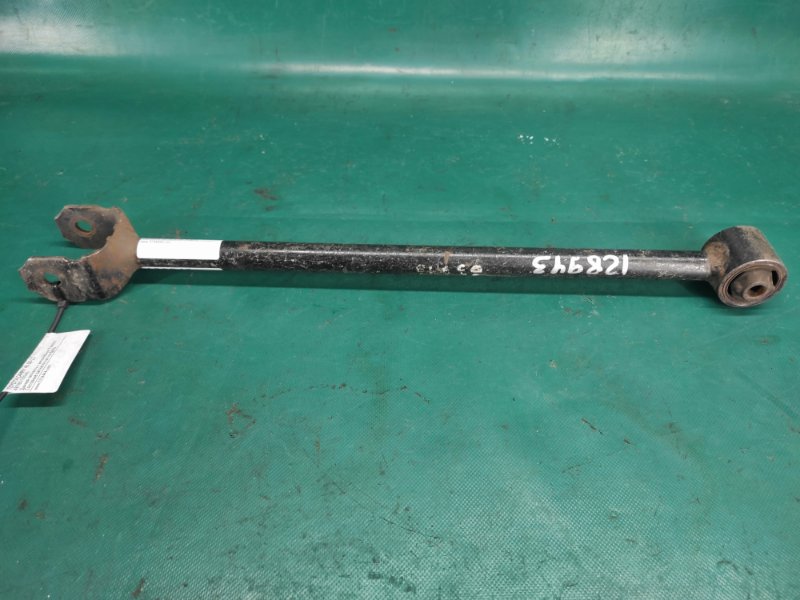 Рычаг задней подвески продольный задний левый TOYOTA CAMRY 40 06-11 Рычаг задней подвески продольный задний левый TOYOTA CAMRY 40 06-11