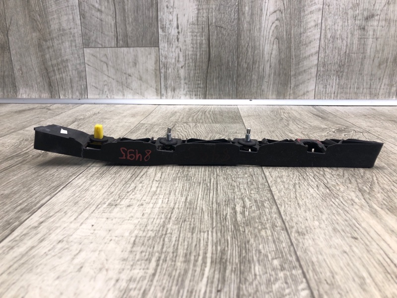 Кронштейн заднего бампера правый HYUNDAI ELANTRA AD 16- 2.0 G4NH