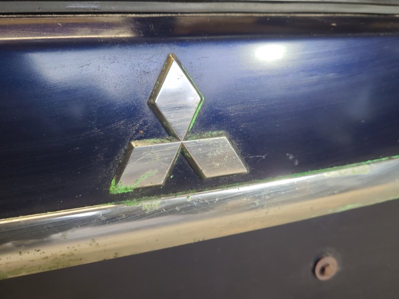 Крышка багажника OUTLANDER XL 05-13