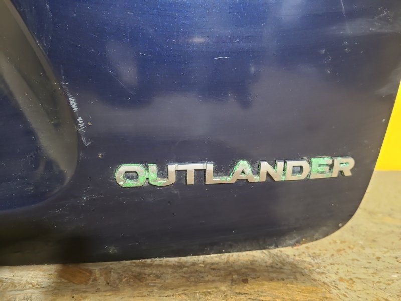 Крышка багажника OUTLANDER XL 05-13