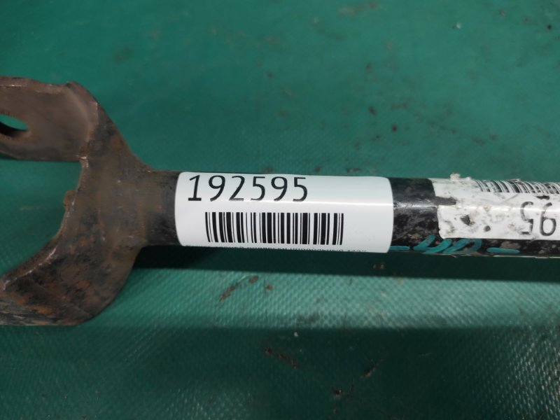 Рычаг задней подвески продольный задний левый CAMRY 40 06-11 Рычаг задней подвески продольный задний левый CAMRY 40 06-11