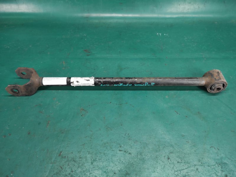 Рычаг задней подвески продольный задний левый TOYOTA CAMRY 40 06-11 Рычаг задней подвески продольный задний левый TOYOTA CAMRY 40 06-11
