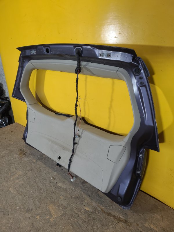 Крышка багажника OUTLANDER XL 05-13