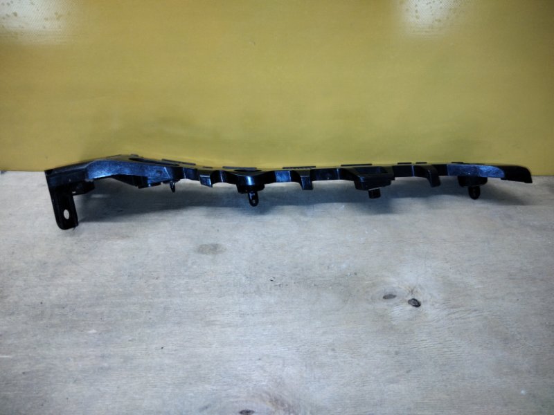 Кронштейн заднего бампера левый 6 GJ 12-