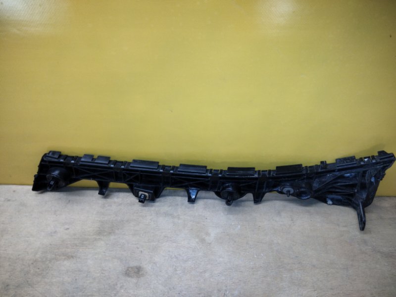 Кронштейн заднего бампера левый 6 GJ 12-