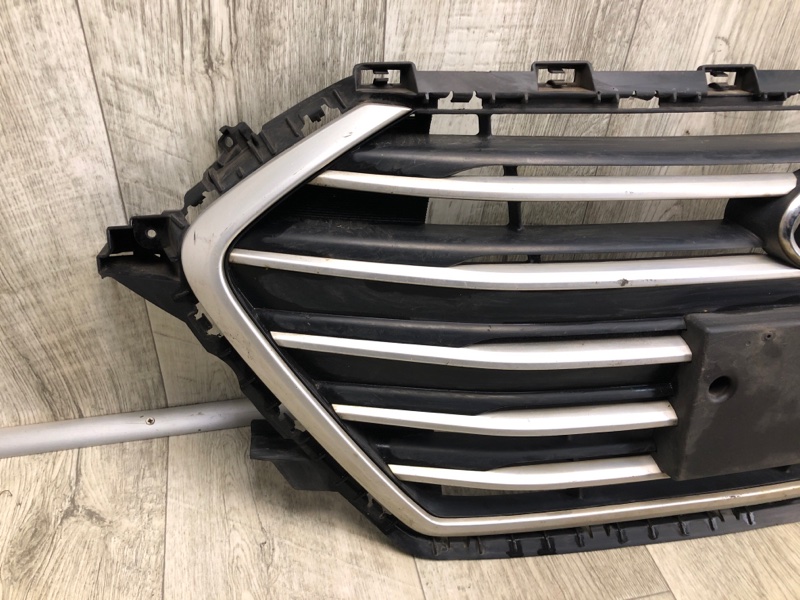 Решетка радиатора HYUNDAI ELANTRA AD 16- 2.0 G4NH