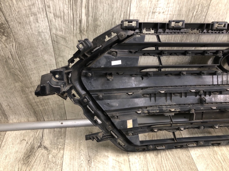 Решетка радиатора ELANTRA AD 16- 2018 2.0 G4NH