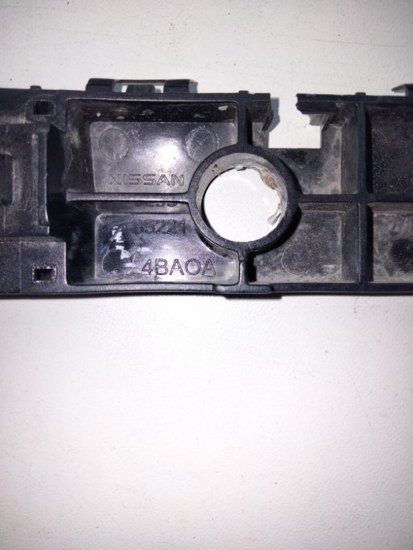 Кронштейн заднего бампера левый X-TRAIL/ROGUE T32 13-20 Кронштейн заднего бампера левый X-TRAIL/ROGUE T32 13-20