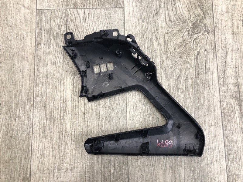 Накладка внутренней ручки двери передняя левая X-TRAIL/ROGUE T32 13-20 2017 2.5 QR25DE