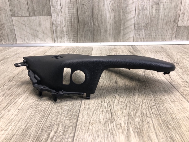 Накладка внутренней ручки двери передняя левая X-TRAIL/ROGUE T32 13-20 2017 2.5 QR25DE