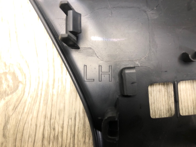 Накладка внутренней ручки двери передняя левая X-TRAIL/ROGUE T32 13-20 2017 2.5 QR25DE