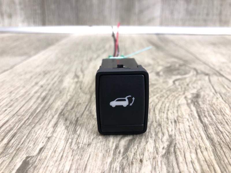 Кнопка открывания багажника внутренняя X-TRAIL/ROGUE T32 13-20 2017 2.5 QR25DE