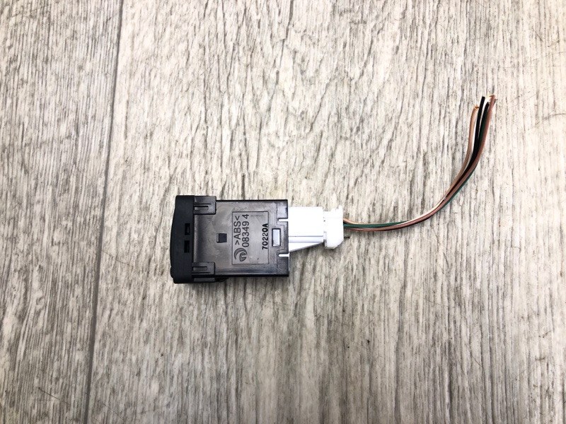 Кнопка парктроника NISSAN X-TRAIL/ROGUE T32 13-20 2.5 QR25DE