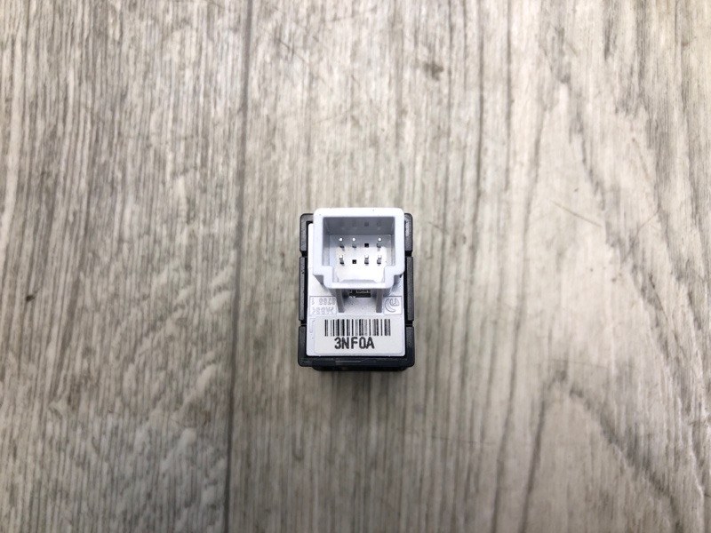 Кнопка парктроника X-TRAIL/ROGUE T32 13-20 2017 2.5 QR25DE