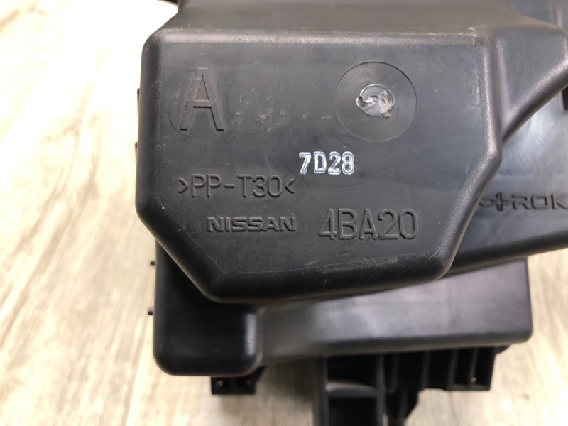 Корпус воздушного фильтра X-TRAIL/ROGUE T32 13-20 2017 2.5 QR25DE