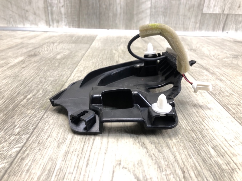 Накладка зеркала передняя левая X-TRAIL/ROGUE T32 13-20 2017 2.5 QR25DE