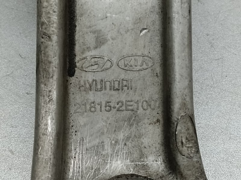 Кронштейн двигателя HYUNDAI TUCSON 04-10 2.7 G6BA