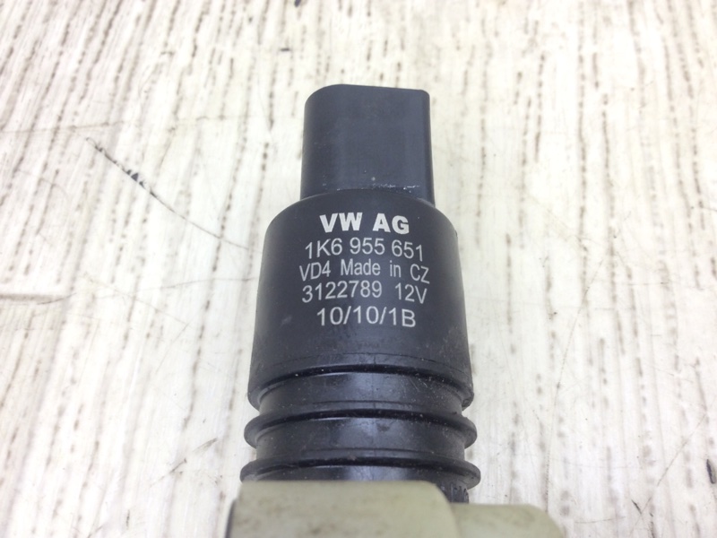 Насос омывателя стекла CAYENNE 10-18 2011 4.8L