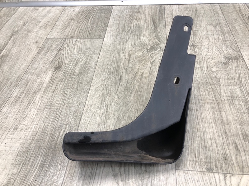 Брызговик задний левый X-TRAIL/ROGUE T32 13-20 2017 2.5 QR25DE