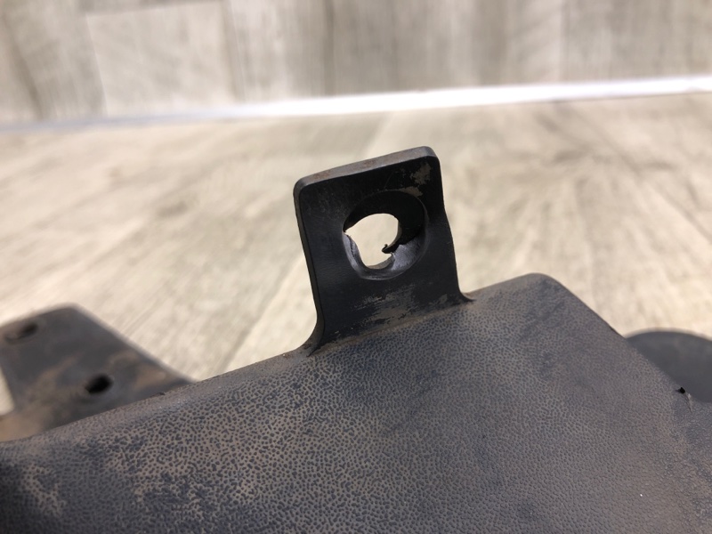 Брызговик передний левый X-TRAIL/ROGUE T32 13-20 2017 2.5 QR25DE