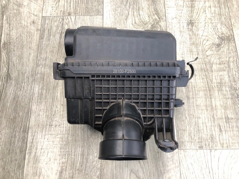 Корпус воздушного фильтра HYUNDAI ELANTRA AD 16- 2019 2.0 G4NH 28110-F2450 Б/У