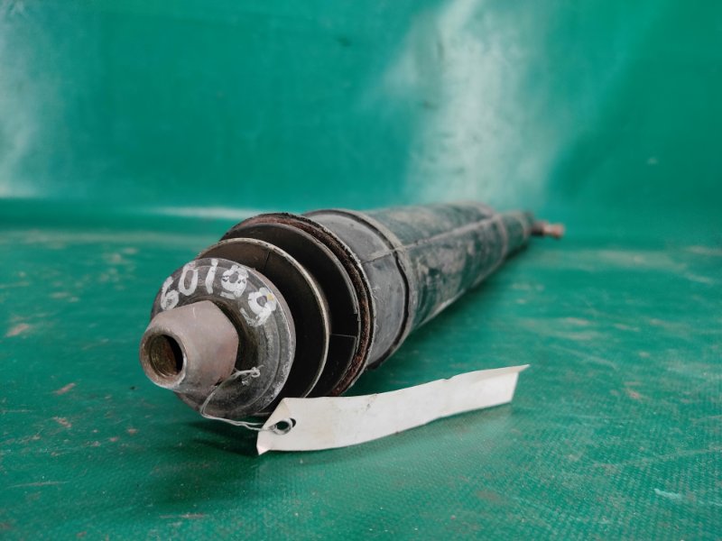 Амортизатор задний левый COROLLA 150 06-13 Амортизатор задний левый COROLLA 150 06-13