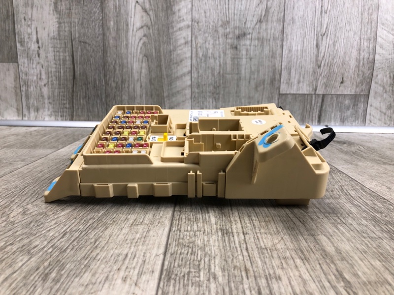 Блок предохранителей салон ELANTRA AD 16- 2019 2.0 G4NH