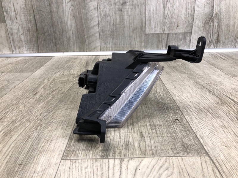 Противотуманная фара левая ELANTRA AD 16- 2019 2.0 G4NH